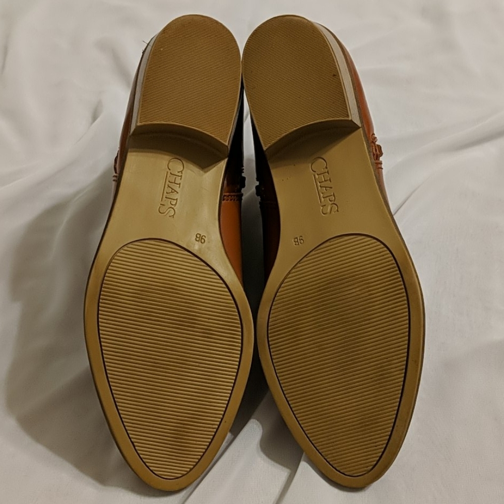 Shoes - Picture 3 of 5